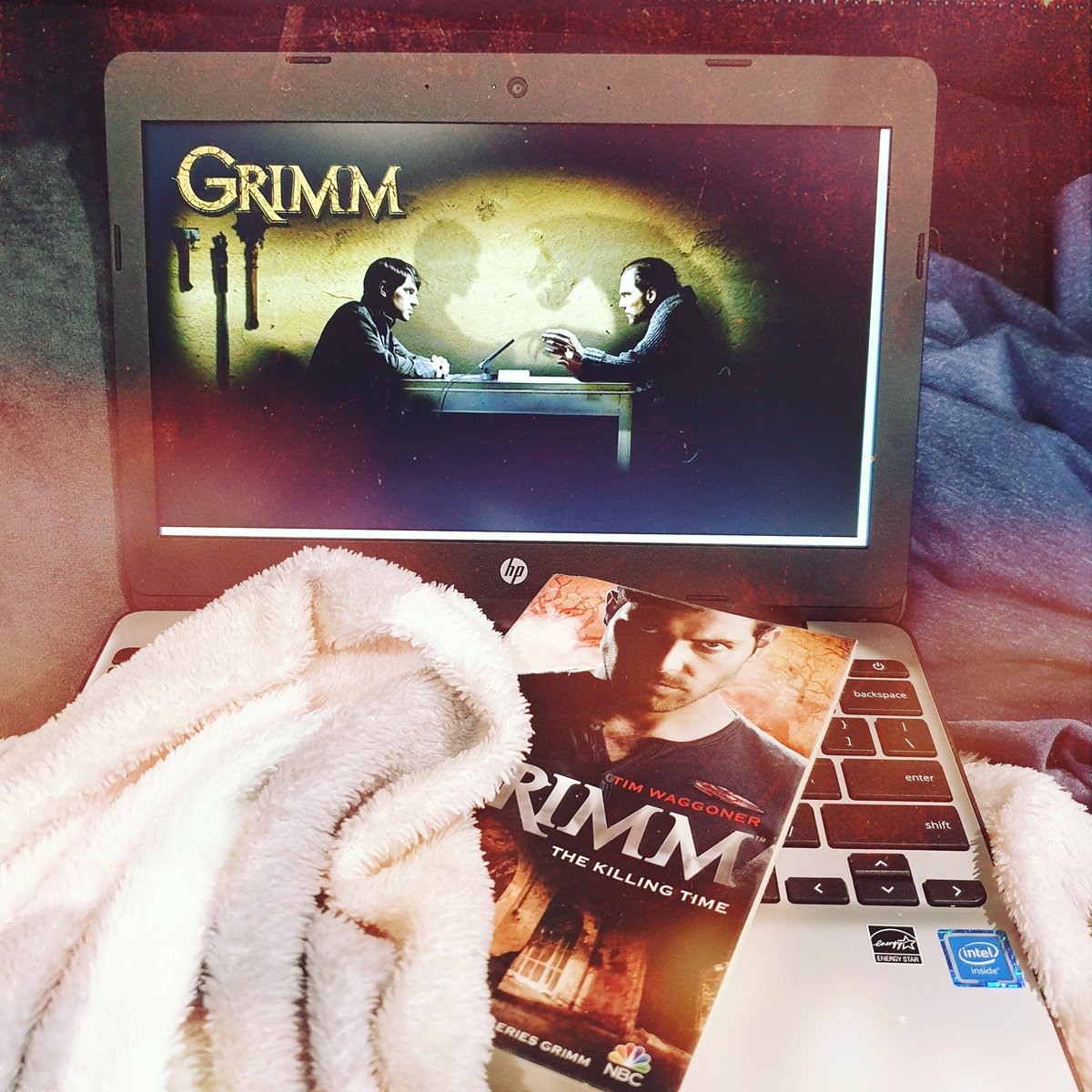 KBElijah1's tweet photo. #JustRead #TheKillingTime by @timwaggoner. It's a tie-in to the TV show #Grimm, and in all honesty I would have loved to see this #story made into an episode, because it would have been fantastic. No character growth because it's a tie-in, but Bud was written amazingly well. https://t.co/qeu4V8XxJZ