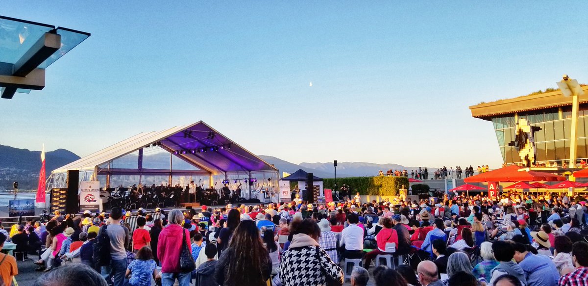 Last night was a success! Thank you to everyone who came out to support! <a href="/VMOCanada/">VMO Canada</a> <a href="/LedcorGroup/">Ledcor</a> #ilovevmo #burrardlanding (Photo Creds: Colour Marketing)
