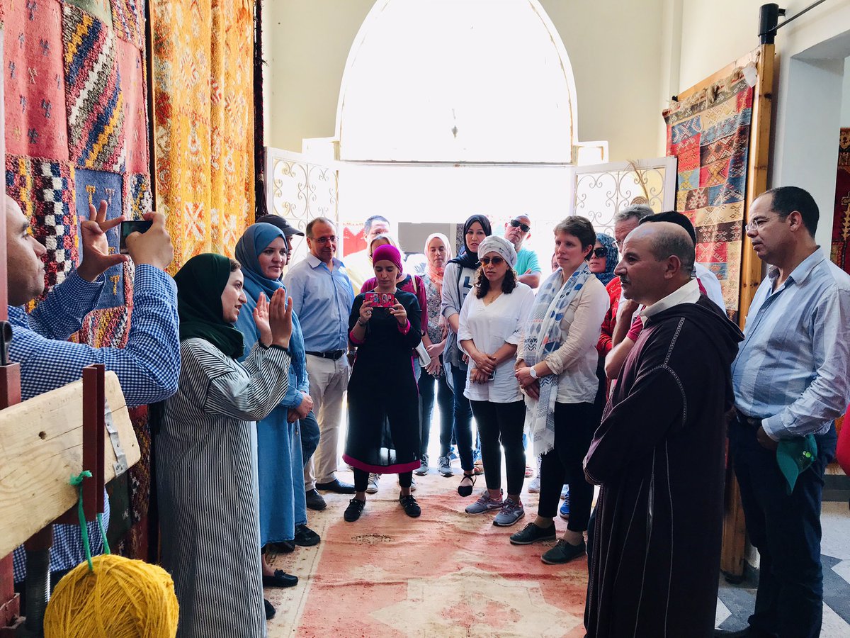 EnabelauMaroc's tweet photo. Retour en images sur les visites qui ont suivi l’atelier de clôture du projet de Développement des filières du #safran et du palmier #dattier #PDFSD en présence de SEM l’Ambassadeur du Royaume de Belgique au Maroc. Intervention mise en œuvre par @EnabelauMaroc #agriculture https://t.co/dqHnjNxfh9
