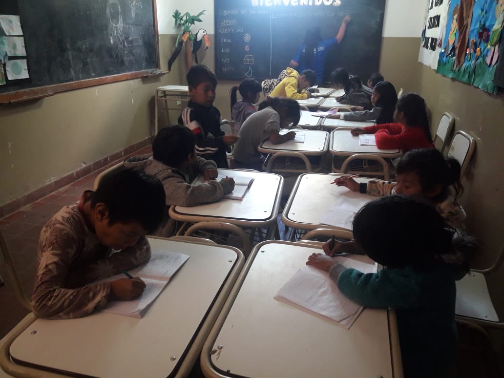Valegu1985's tweet photo. #EducadoresATR #SomosCAI16 #EscuelaLapachoUno #TARTAGAL Fortaleciendo Escritura. @fguillesaavedra @patriciapinasco @artydance23 @AlancayDel @romyalancay @Jesusig94 @MariteLescano https://t.co/iJpuEoUADl
