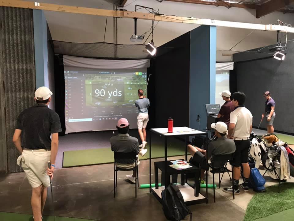 firstteeseattle's tweet photo. #FlashbackFirday to our Ace group's wonderful afternoon in Redmond last weekend.
Thanks to @pnwgolfcenters & @TrackManGolf, and @WillowsRunGolf, as well as former @UW golfer Frank Garber & current UW student/ @WGAESF Evans Scholar Megan McEnery for a great day! #FieldTrip https://t.co/8vitOEgkpZ