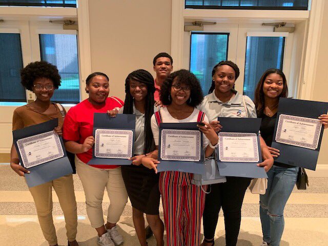 Augusta_Chamber's tweet photo. At todays wrap up breakfast we celebrated over 60 #Students2Work summer interns. Along with our business partners and @RCSS_GA we are committed to providing students with opportunities to gain valuable hands-on work experience. #makingstudentsmoresuccessful #AchievingMoreTogether https://t.co/EcwZ0VTorW