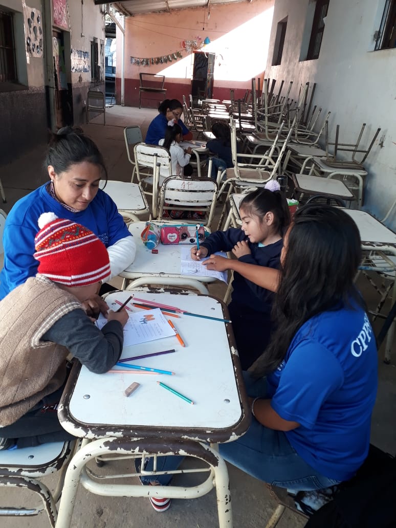 pachidelvalle's tweet photo. Cai 17 Tuyunti .Aguaray Reforzando trayectoria #EducadoresATR @UrtubeyJM @aniberruezo @fguillesaavedra@MariteLescano https://t.co/nDicK18uyA