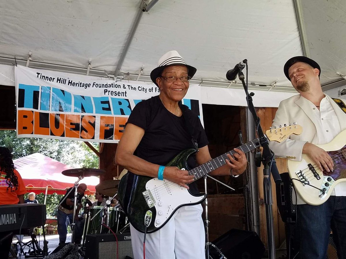 Love &amp; respect &amp; strength #BeverlyGuitarWatkins