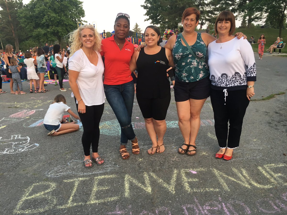 MIFORLEANS's tweet image. Notre film en plein air est un déjà un succès. Orléans est au rendez-vous pour voir Astérix et ses amis. #CinémaFranco #MaCommunauté