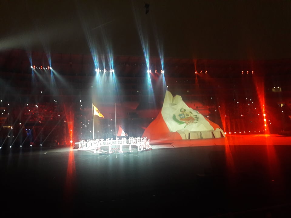 elcomercio_peru's tweet photo. 🔴 Sigue EN VIVO la ceremonia de inauguración de los Juegos Panamericanos #Lima2019 ► https://t.co/FowJD8YD4M https://t.co/pOLy8AnQKZ