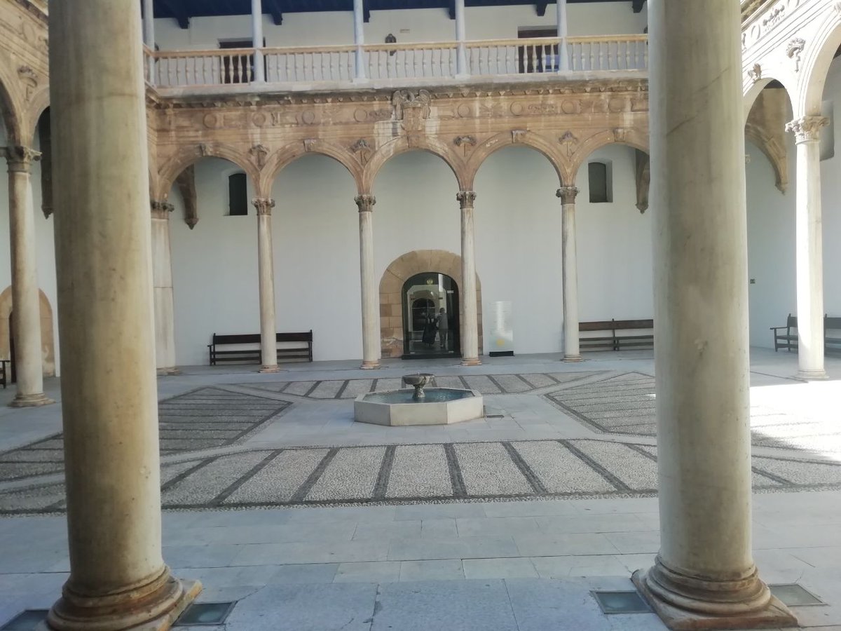 UroborosQueen's tweet photo. Sitios bonitos ♡ #Granada #RutaMisteriosa #MisBellas https://t.co/03vn7Bf6GD