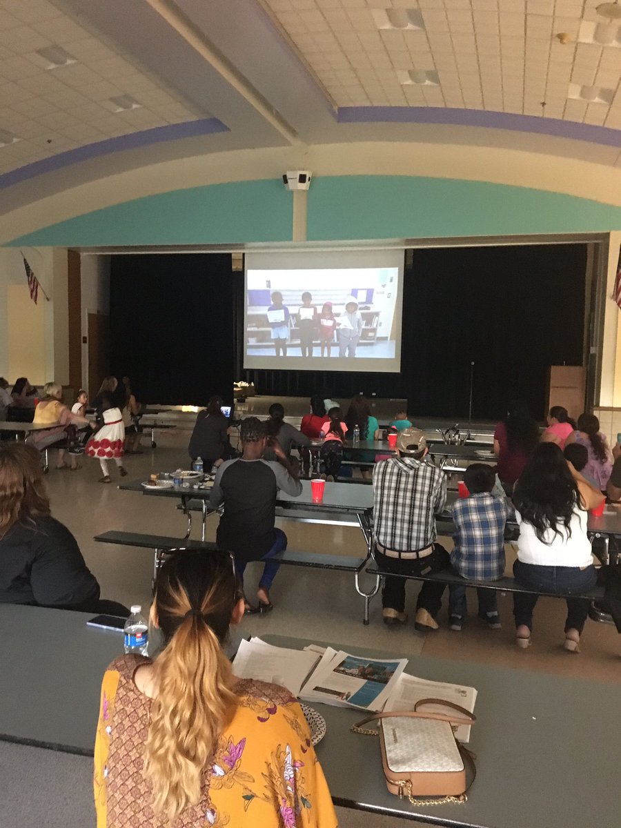 What a night to celebrate families and children. Monticello School District begins a Summer adventure for families who do migrant work in three neighboring counties. Here are our kids and staff with their MAGIC smiles 😊#Montimagic