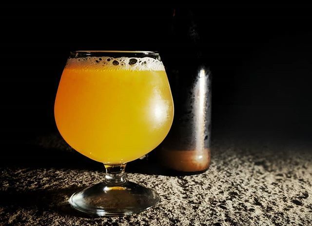 diggy2525's tweet photo. Sour Grilled Pineapple mojito IPA - Lew Brew! This came out amazing, wish I made a full batch #souripa #lewbrew #craftbeerculture #craftbeer #craftbeerpics #beertography #beertogrophy #craftbeernation #beer #homebrewingbeer #homebrewnerd #homebrewer #mak… https://t.co/4HZFwdoizW https://t.co/Z9COzwKp5A