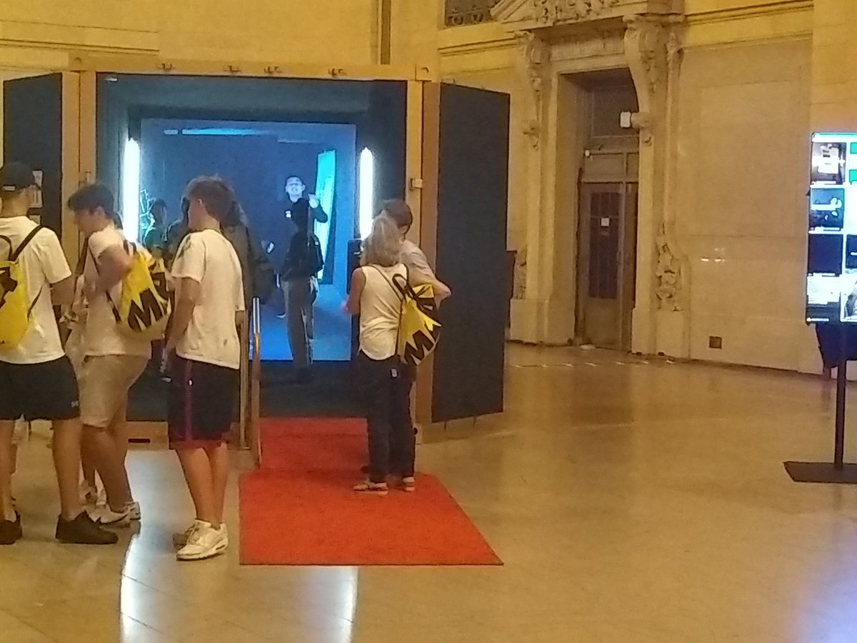 DJBronwynC's tweet photo. I did this! #Tweetups in @GrandCentralNYC  you go inside the box and talk face-to-face live with a person in another country and they're standing right there in the box with you. I met Ezra from #Mexico City. It was fun! https://t.co/9d3EB4WG6H