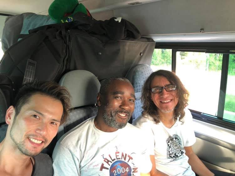 On our way to Düsseldorf it‘s hotsssssssss
#WPE #takuyataniguchi #taiko #worldpercussionensanble #germany #dusseldorf #tyconist #live