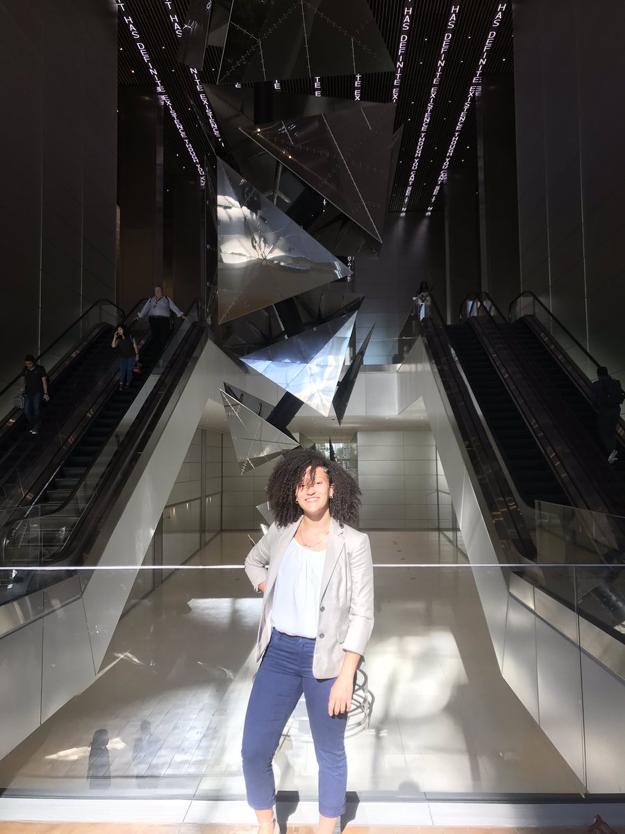 juliannaf_11's tweet photo. Networking dinner with executives at #comcasttechnologycenter and I met the CEO of #Peco, Mike! I had a great time with the leadership panel of ladies and I’m proud to be apart of the #exelon #STEM leadership and innovation academy :)
#exelongeneration https://t.co/ak2QU2QzCq
