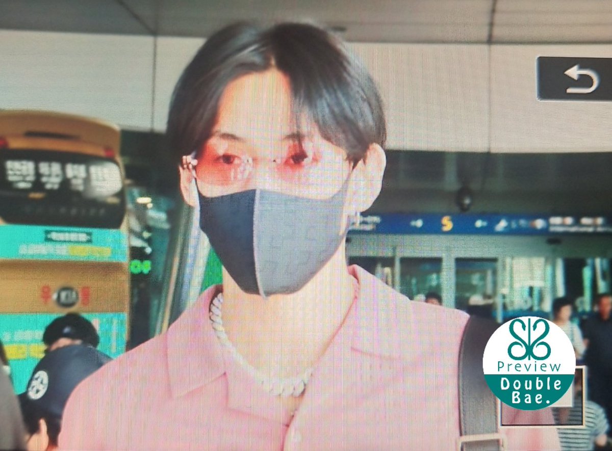 19727 ICN도착,많이피곤하지,잘 쉬어<a href="/BamBam1A/">BamBam</a> 
#GOT7  ⁠ ⁠⁠ ⁠⁠ ⁠#갓세븐  ⁠⁠ ⁠⁠ ⁠⁠ ⁠⁠ ⁠ ⁠ 
⁠⁠#BamBam⁠
#GOT7_SPINNINGTOP  ⁠ ⁠⁠ ⁠⁠ ⁠⁠ ⁠ ⁠ ⁠⁠ ⁠