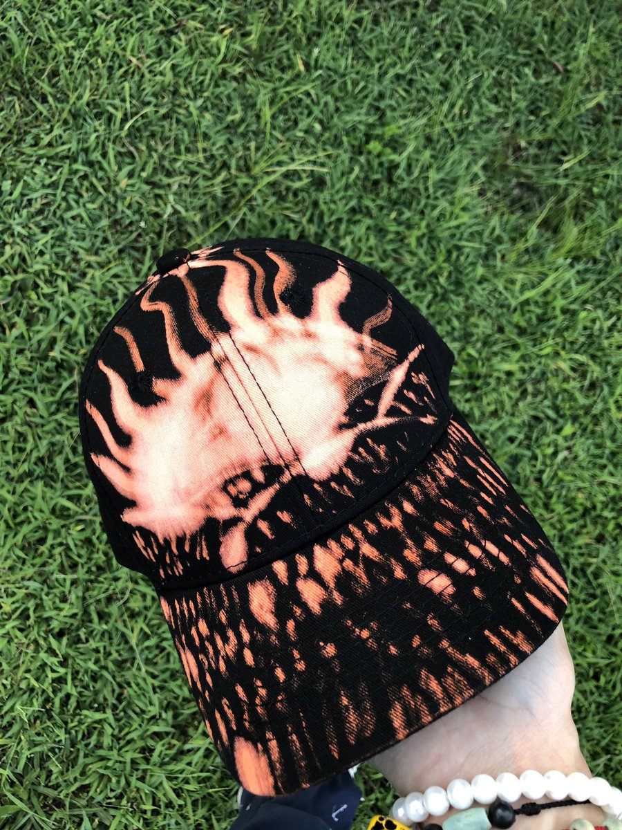 goodfortunespro's tweet image. Happy to bring over our 1/1 dyed auctions to Twitter. WIN ALL THREE HATS, EACH HAND DYED &amp;amp; ONE OF KIND.  Bid starts at $2, all bids must increase by $2 minimum. REPLY TO THIS TWEET TO BID. 
Auction ends Sunday 9pm, GOOD LUCK