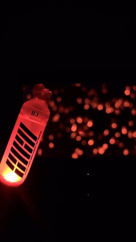 ikonnoonasquad's tweet photo. Fam, today we’ll feel a lot of things all at the same time. Pls let’s be there for eachother. Let’s support and cheer one another. Its painful but I know they need us to be strong for them. Lets just cry it out. But 1 things is for sure we’ll never give up on them
#頑張ってiKON https://t.co/DTe2ZiTCbO