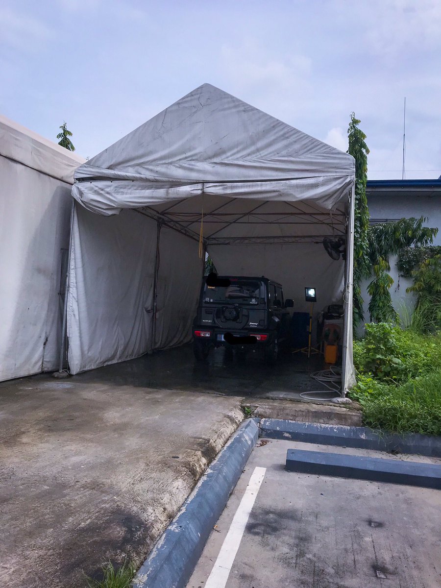 kingdelrosario's tweet photo. Down the 🐰 hole. Took the plunge, decided to make some minor mods + papogi services for Cricket. First stop “titanium” coating which should give me an ROI in 1.5 years instead of paying for bi-weekly wax + wash services. Te-hee! #jimny #suzukijimny #jimny2019 #suzukijimny2019 https://t.co/PlPO6JWRVU