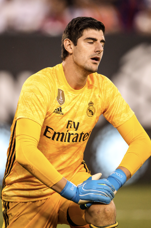 Unpopular opinion:Thibaut Courtois is the worst goal keeper in Madrid's history