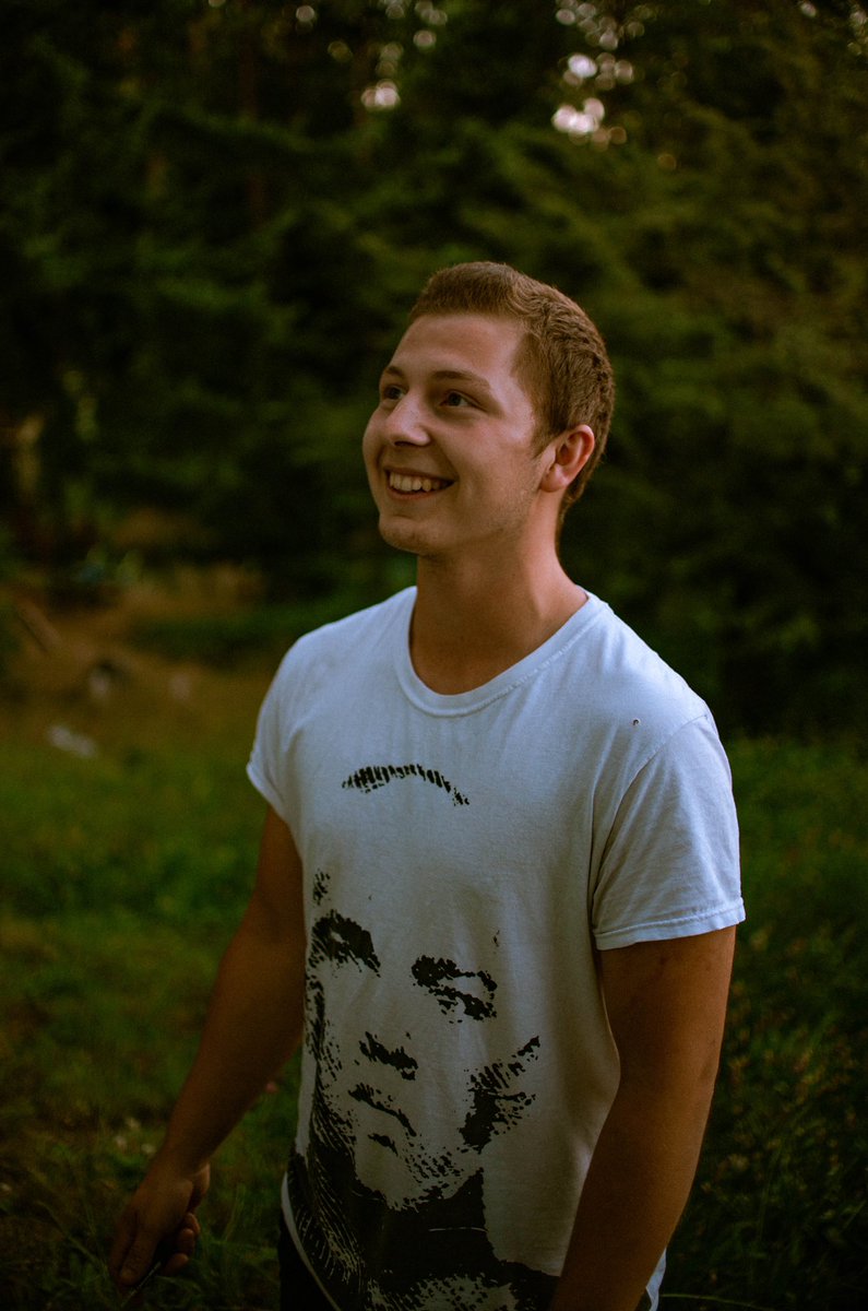 lilbeephoto's tweet photo. Blake appreciation post https://t.co/BHn43Asm1n