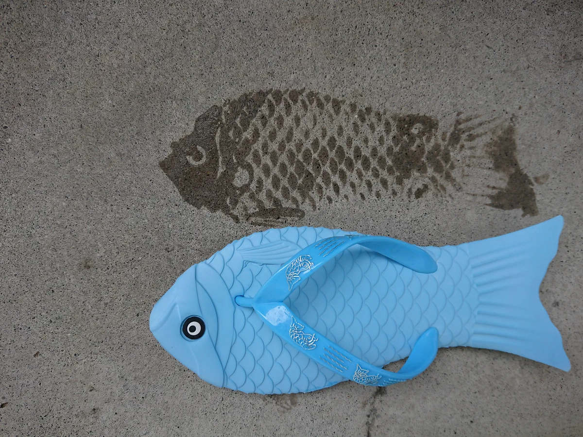 魚の形をしたサンダル・遊び心が可愛すぎる。夏にぴったり!!!!