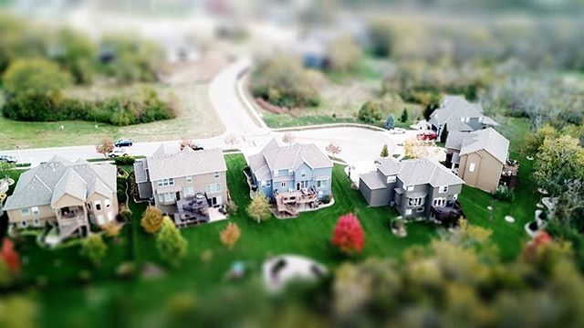 aass_io's tweet photo. Rate this community from 1 to 10😍
Tag a friend 😎
.
#RealEstate #blockchain #bitcoin #tokenization #tokens #realestatetokenization #aassio #imagevideo #international #basedinberlin #berlin #china #asia #hongkong #lifestyle #startup #business #cryptocu… https://t.co/cOdCgqLyC2 https://t.co/LwFnpHKLTa