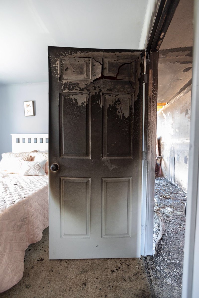 DPSSandman's tweet image. Something I’ve been doing since I was a kid. I passed on to my kids. Close door at night. This was from UL Fire Dynamics at FDNY Fire Academy. Look at the bedroom and look at hallway and door.@FDIC @fdiclive @FireIreland @DubFireBrigade @fireengineering @CorkCityFire @BobbyHalton