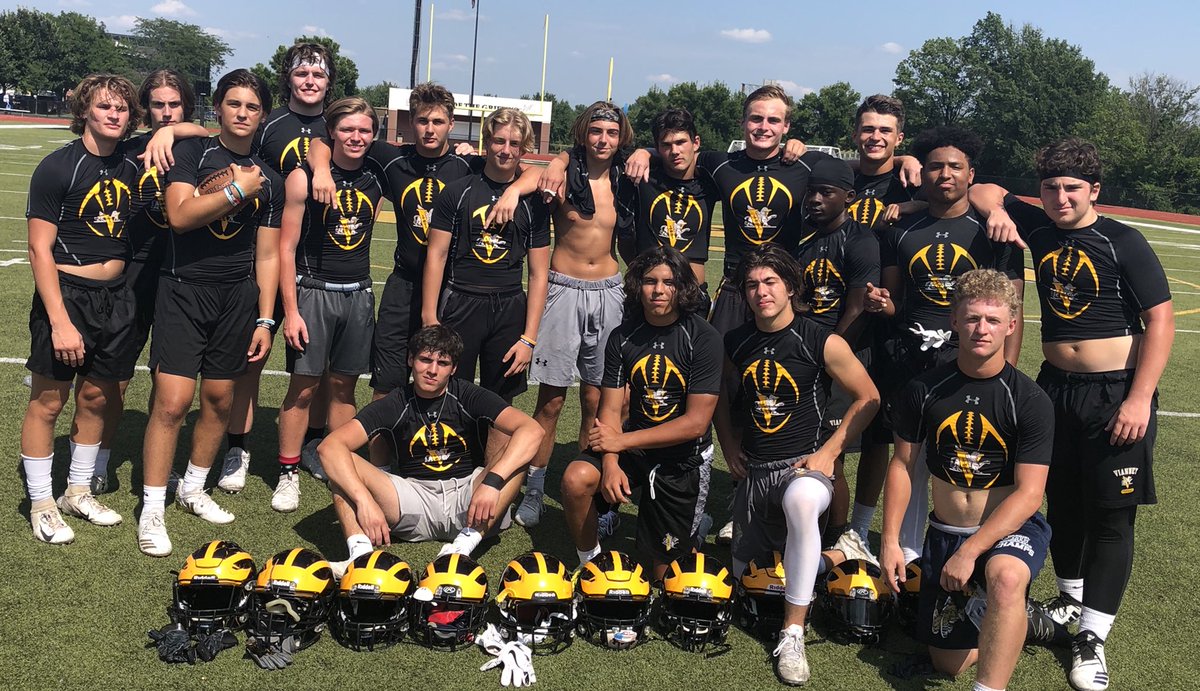 Great day for <a href="/VianneyFootball/">Vianney Football</a>! Captured the Inaugural South Side Clash 7v7 Tournament Championship held at Vianney HS! Lots of great play &amp; great competition. All contributed &amp;  played for each other, with each other, for Griffin Nation &amp; God! Great work men! <a href="/vianneygriffins/">Vianney Griffins</a>