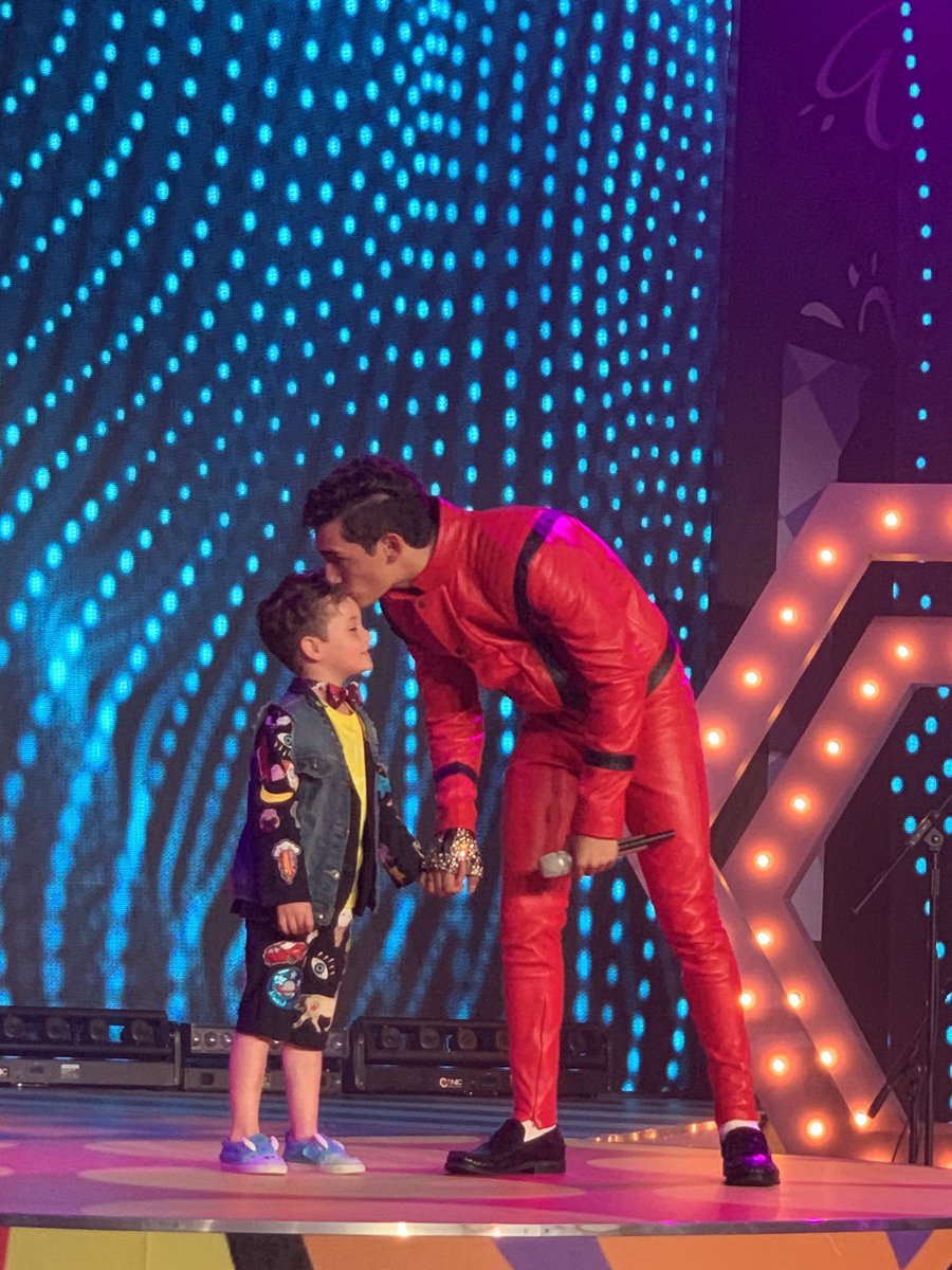 los_aristemos's tweet image. ¿No se murieron de amor y ternura?
#ElCorazónNuncaSeEquivoca
JUNTOS FUIMOS ARISTEMO