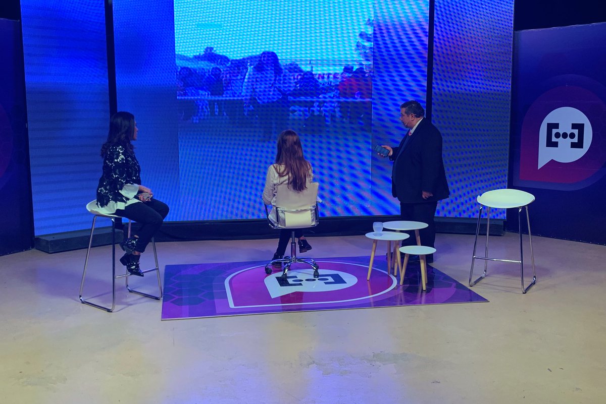 el10tv's tweet photo. “Todo lo que esta pasando con la familia docente es una situacion critica” @PrensaBettina @RomeroBettina https://t.co/YMEx2MSClX