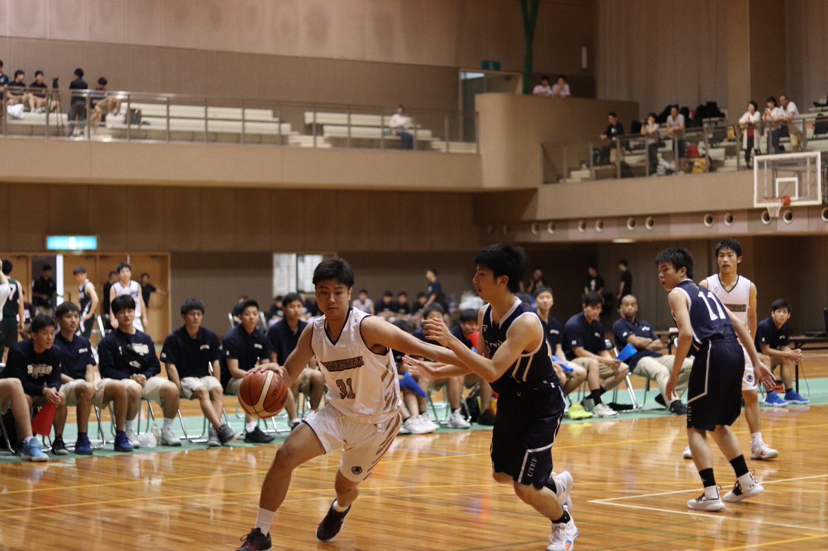 藤蔭高等学校 日田佐藤学園 デザインコース 情報経済科 公式 藤蔭のバスケットボール部と言えば 女子 バスケットボール部 が 有名ですが 男子バスケットボール部 も 頑張ってます バスケット 高校 部活 日田 藤蔭