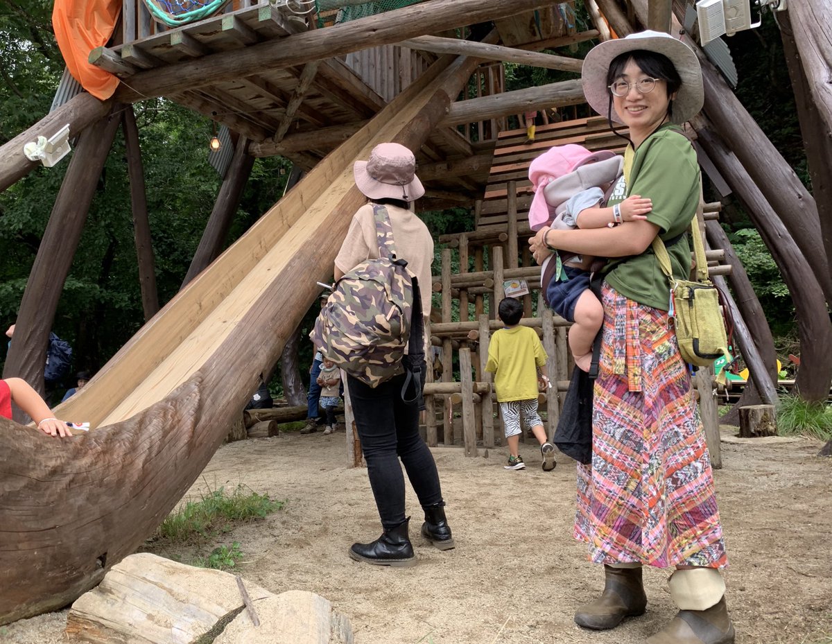 itoaya's tweet photo. 子連れの方へ
こんな感じでKIDSコーナーもあるよ!授乳室などもあります
#iloitoo
#子連れフジロック
#ゆるゆるお母さん遠足
今日も12時〜18時、NGOビレッジで移住相談ブース営業中! https://t.co/ubLJaZGscE