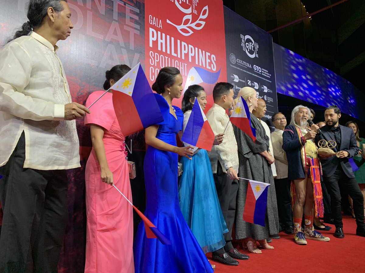 Llega la delegación filipina y nuestro homenajeado de esta noche, Kidlat Tahimik #GIFF2019