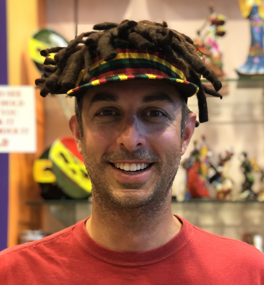 JamesCraigmyle's tweet photo. Win this one and only photo of me wearing dreads. 

🇯🇲Like
🇯🇲Follow
🇯🇲Share 

At 55,000 followers I’ll print this photo off, sign it, and send it to you. 
#bobmarley #jamaica #vacation #travel #noworries #dontworryboutathing https://t.co/WaQiEutGT3
