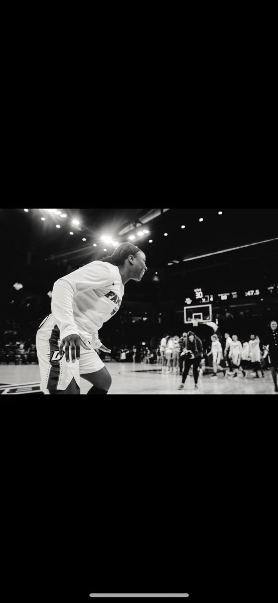 CoachMillender_'s tweet photo. Misssing it...
#foreverademon ๐โค๏ธ https://t.co/aAHROOBDHp