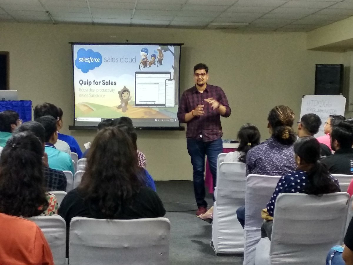 karunatayal03's tweet photo. What is CRM ? What is Sales cloud? By @Shiv_SFDC #SFNoidaGroups #NoidaCommunity #trailblazer
@SFIndNonProfit @SF_Noida_WIT @SFDC_UG_Noida https://t.co/ul1HLgigyt