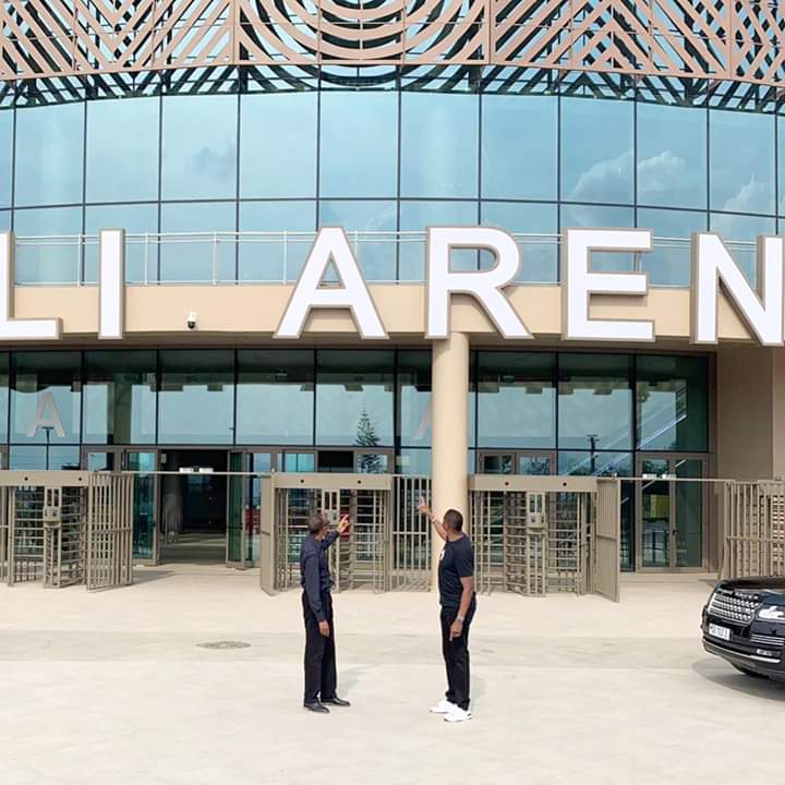hood2hoodbball's tweet photo. Kigali Arena built by Rwandan president @PaulKagame . Ghana's president @NAkufoAddo needs to be inspired to do more for the basketball community. ๐ฏโ #developbasketball #nationalarena #communitybasketballcourts #hood2hoodbasketball
Cc: @GiantsOfAfrica https://t.co/w5sgLqgQoh