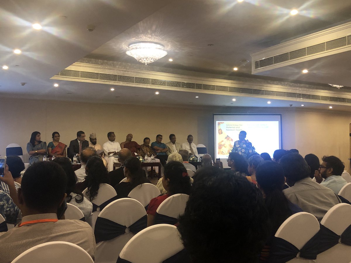 SarahAshaya's tweet photo. Dr Kapila Jayarathne - “120000 unplanned #pregnancies and 127 #maternal deaths were reported in 2017 Over 650 abortions take place every day in #srilanka. We could have prevented 28 such deaths if they had access to #familyplanning information and services” @UNFPASriLanka https://t.co/97Dr6GXw4X