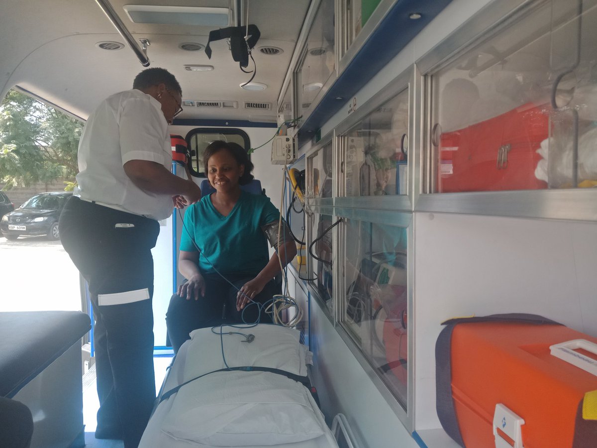titoskills's tweet photo. What a great moment discussing the importance of emergency medical services at events like #soka with @CarolRadull and #Bramuel director @jaza_stadi. We must ensure safety measures are in place for the soka player. @EMS_Kenya #EPlusTeam #TimeIsLife https://t.co/sFUA5nn4gg