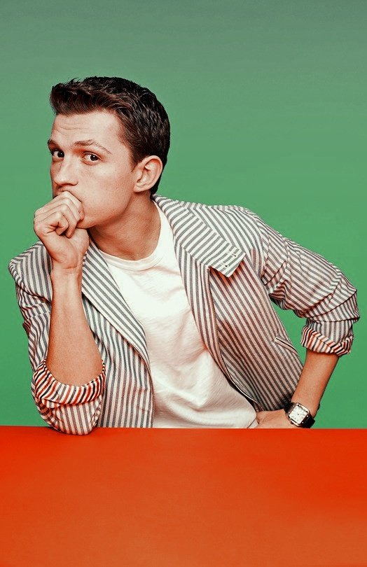 _foolfru's tweet image. (🌿); Y ᥴoᥒtιgo mᥱ ᥱᥒvoᥣvί 
ყ ᥱᥣ rᥱᥣoj ᥒo ᥣo vι, 
ᥱᥣ momᥱᥒto vιvί, 
fᥙί ᥲᥣ 𝖎𝖓𝖋𝖎𝖊𝖗𝖓𝖔 ყ voᥣvί.