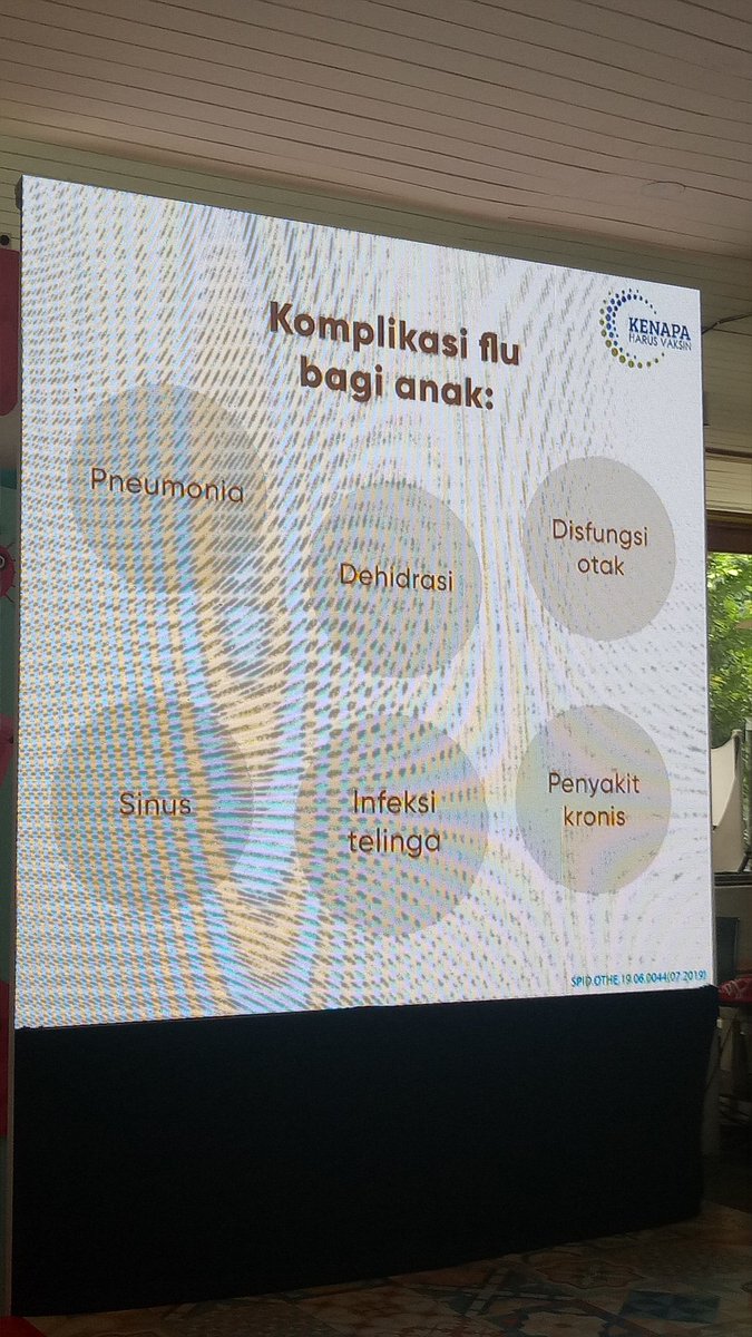 echimustika's tweet photo. Anak dgn usia dibawah 5 thn adalah kelompok yang paling berisiko tertular flu dan terkena komplikasi #KenapaHarusVaksin
#4BetterProtection
#LawanFluDiSekolah
#TheUrbanMama
#TUMBloggersMeetUp
@kenapaharusvaksin
@theurbanmama https://t.co/sOuiO7FJji