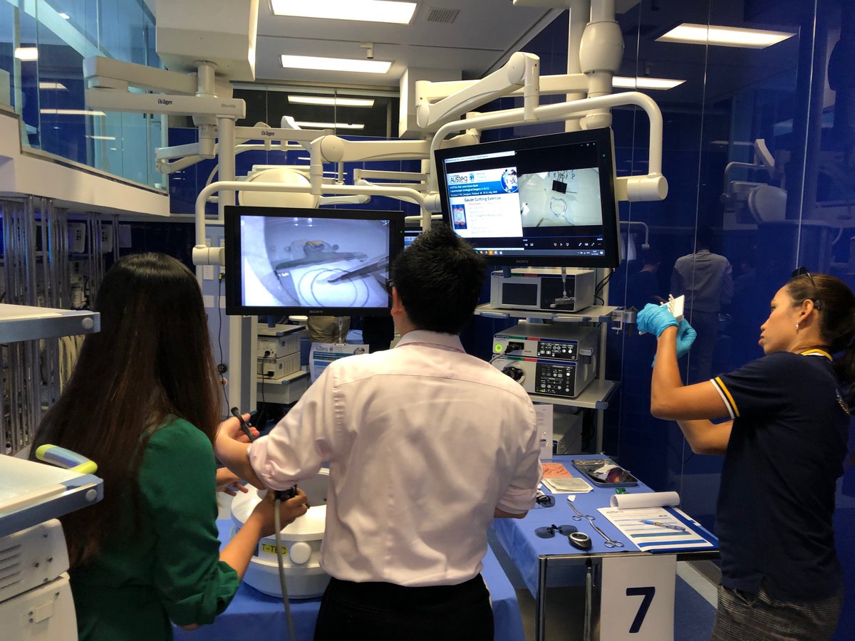 Uro_Max's tweet photo. Hard to believe it was only 1 week ago!  Great AUSTEG-AUA A-BLUS course in Bangkok, making new friends and colleagues.  And most importantly teaching an amazing group of participants from all over Asia @AUSTEG1 @AmerUrological @thomas811035 @jteoh_hk https://t.co/TZUzI3B6h7