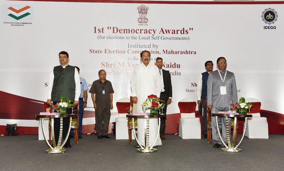It is indeed a pleasure to be present  in Mumbai today, to present 1st #DemocracyAwards instituted by the State Election Commission, Maharashtra. @MaharashtraSEC