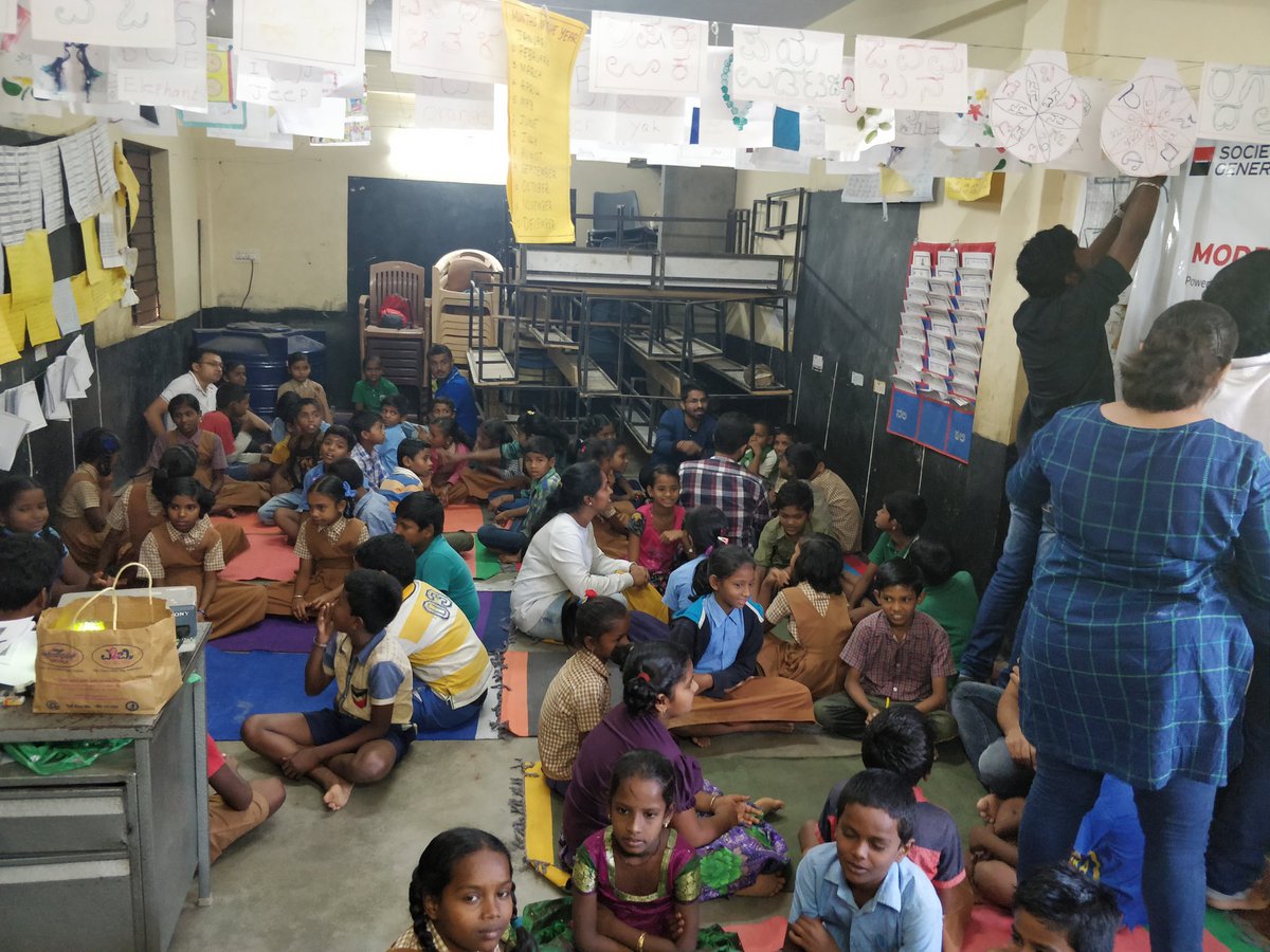 vjshree12's tweet photo. With all the droughts and natural disasters happening around the world, water conservation is becoming more and more important.@SocGen_India volunteers engaged with students of Amruthanagar Govt School wid yet another exciting session on water conservation #SparkSocialChange https://t.co/DRGpKhg33r