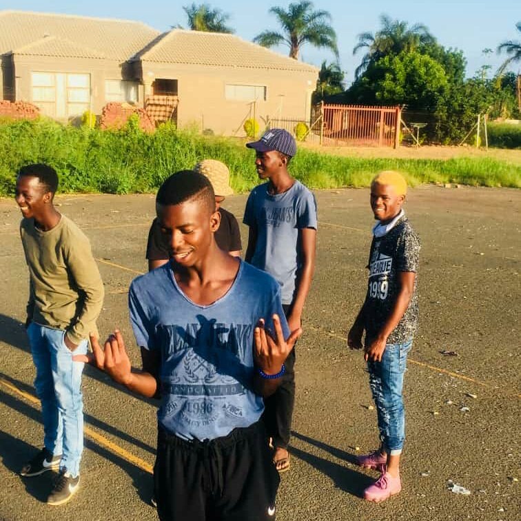 Livhuwani (Livhuwa67408823) Twitter