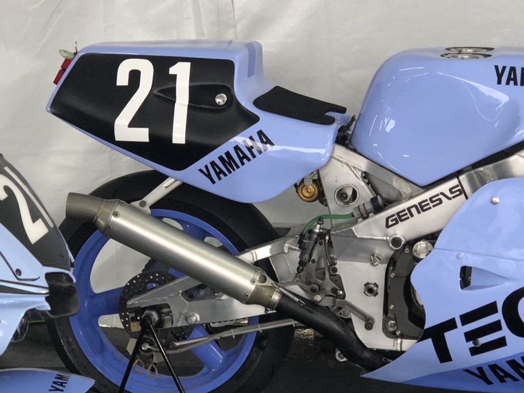 UsagiKouichi's tweet photo. ホンモノ！！#YAMAHA #OW74 #FZR750 #TECH21 #Suzuka8h https://t.co/Pl1IHCybLR