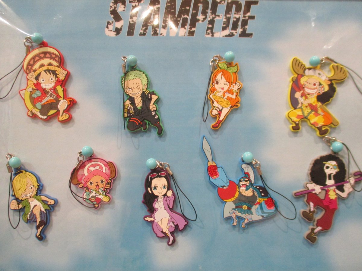 One Piece 麦わらストアあべの店 新商品 麦わらストア限定 劇場版 One Piece Stampede ラバーストラップコレクション 麦わらの一味 600円 税 好評発売中 麦わらストア Onepiece