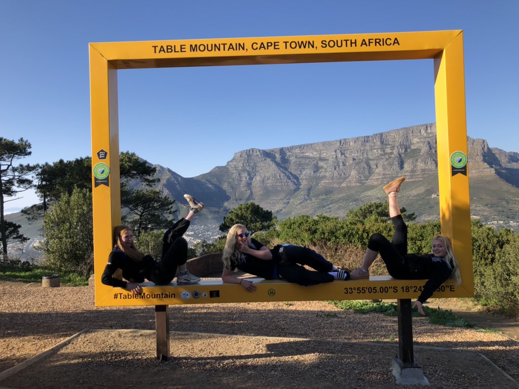 STPNetball&HockeyTourSA tweet media