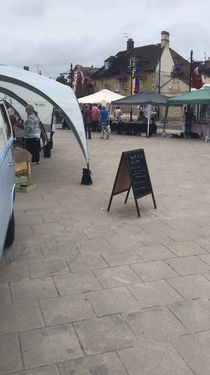 ice_isla's tweet photo. Just setting up for the Melksham Makers Market! It may be a bit overcast but still warm enough for an ice cream 🍨🚌 #wiltshire #summerholidays

https://t.co/Qvk8w3PL9g https://t.co/64rH9CJrD5
