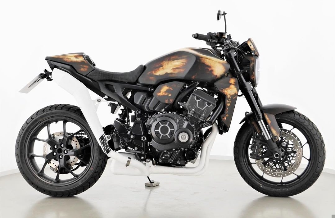 DobleHonda's tweet photo. We've said it a million times and we'll say it again, we love a custom bike.
If you want to customise your Honda, the only limit is your imagination. Visit or call us to talk about customer parts to make your bike your own.
#CustomIsKing #WeAreBikers https://t.co/MADHEXiiEo