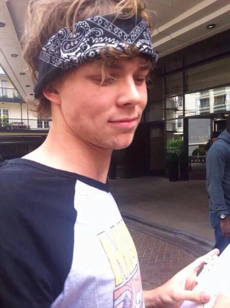 remember snapback luke and bandana ashton

good old days