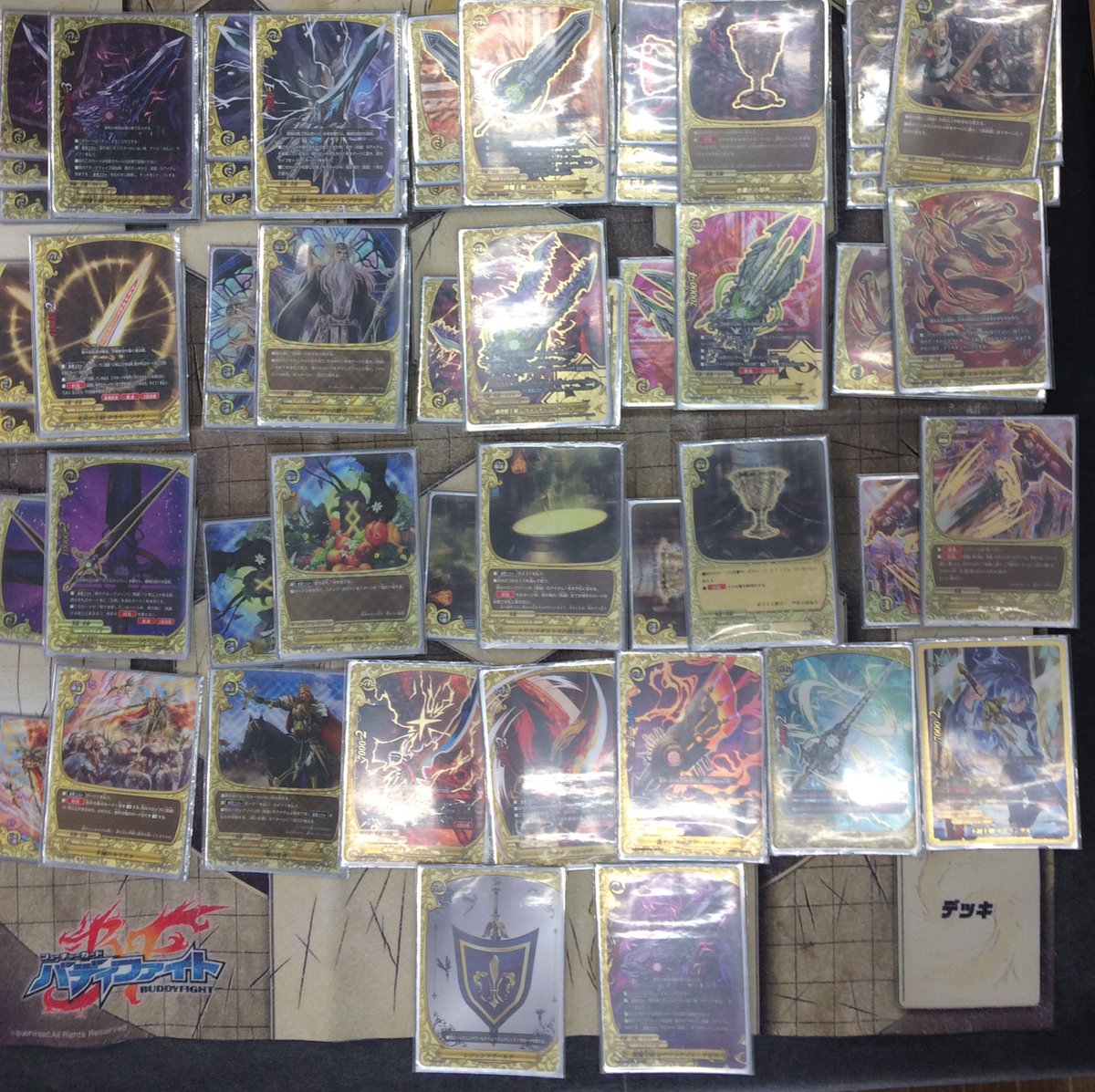 神バディファイト】「レジェンドワールド」優勝デッキレシピ 神バディファイト】「レジェンドワールド」優勝デッキレシピ